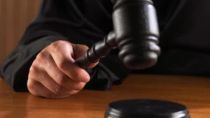 Подробнее о статье Роль третейских судов в банкротных процедурах: добросовестный арбитр или инструмент злоупотребления